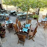 Pulinda Bed & Breakfast 4*