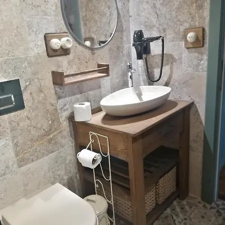Puli Stone Bed & Breakfast Doğanbey