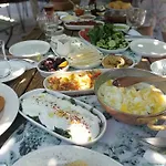 Pulinda Frühstückspension 4*