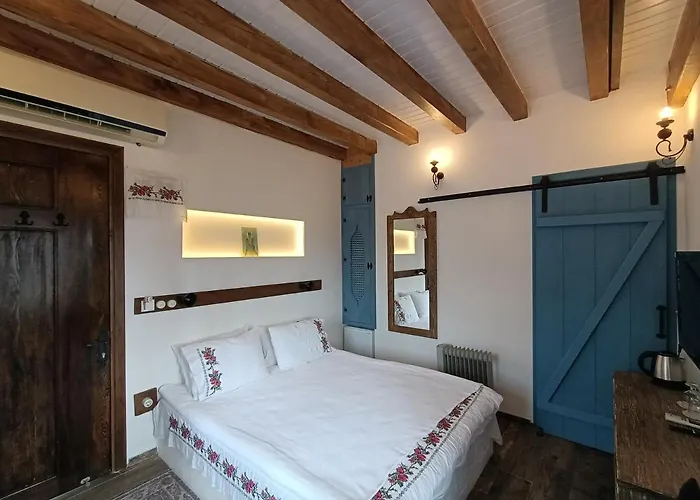 Bed & Breakfast Pulinda Pansiyon 4*